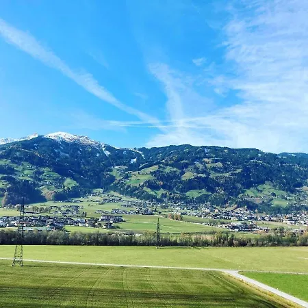 Pankrazblick 公寓 *