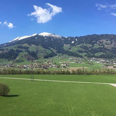 Pankrazblick Apartament *
